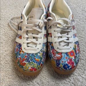 Adidas Floral Sneakers Multicolor Vibrant Design